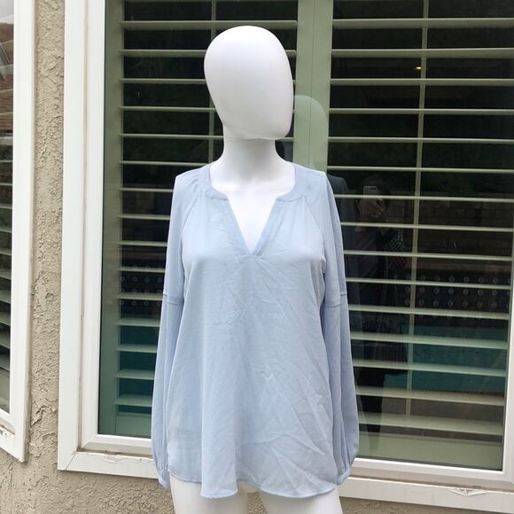 Vince Camuto Split Neck Long Sleeve Blouse SzXS - Picture 2 of 8